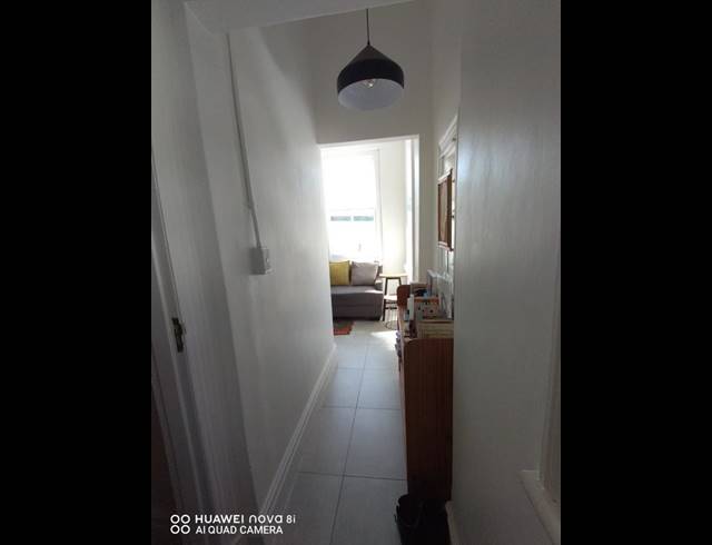 1 BEDROOM PROPERTY TO RENT IN RONDEBOSCH